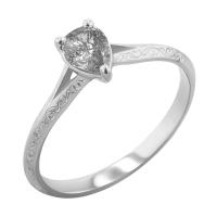Von Hand gravierter Ring mit einem Salt and Pepper Diamanten in Birnenform Vivia