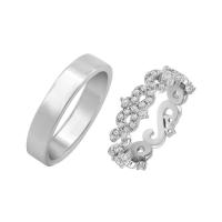 Eheringe aus einem Vintage-Ring mit Lab Grown Diamanten und einem flachen Ring Chaya